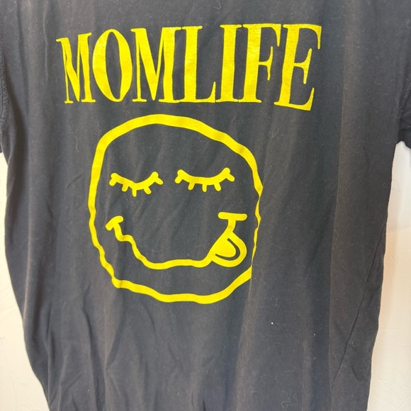 😴 MOMLIFE Graphic Tee (Comfort Colors) - Picture 4 of 6